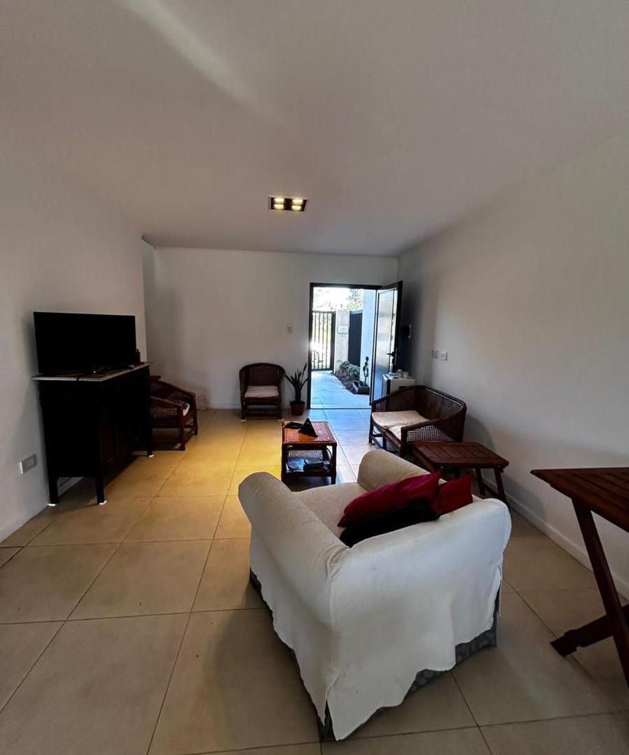 Foto de ALQUILER / PERMUTA / VENTA CASA EN FUNES 2 DORM PATIO PISCINA, imagen 4
