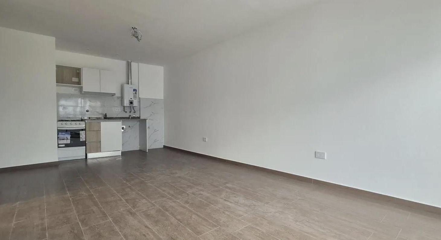 Foto de VENTA 1 DORMITORIO CON BALCON BARRIO MARTIN OPCION COCHERA UNIDAD A, imagen 3