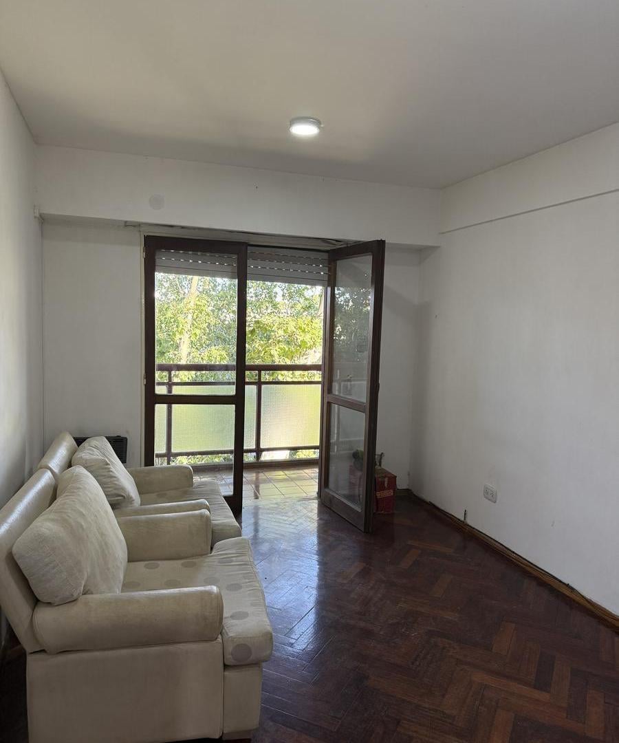 Foto de ALQUILER 1 DORMITORIO CON BALCON QUINCHO TERRAZA ECHESORTU UNR MEDICINA, imagen 2