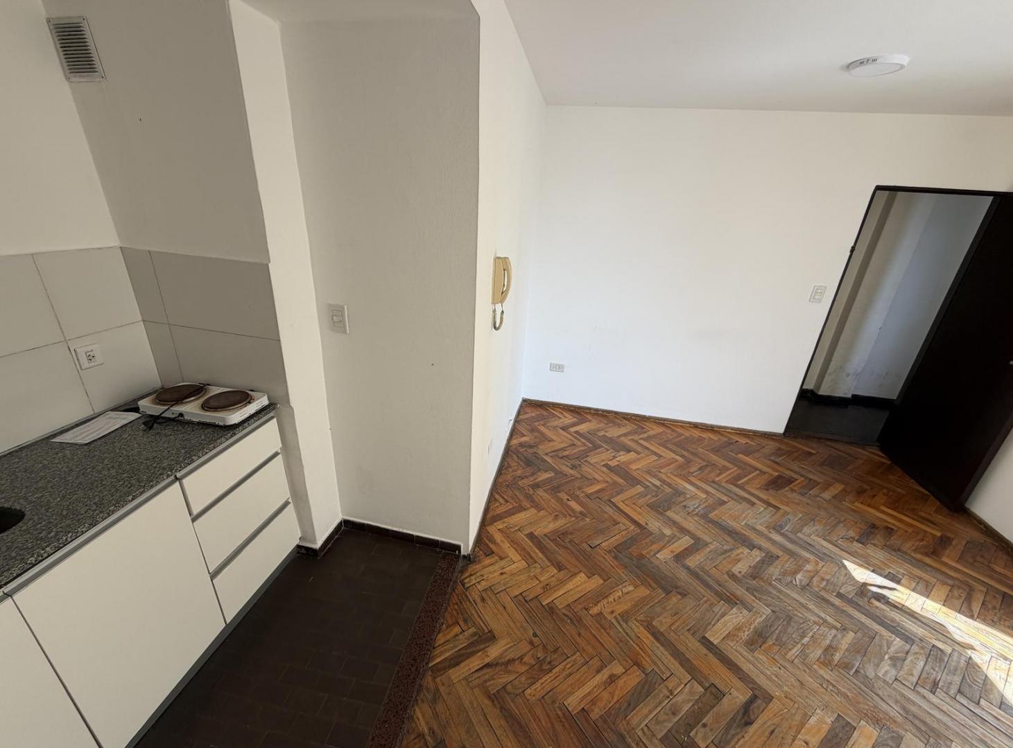 Foto de OPORTUNIDAD 1 DORMITORIO COCINA INTEGRADA BARRIO MARTIN U$S 34.500, imagen 1