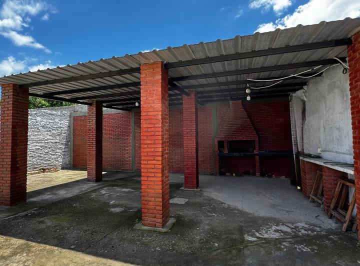 Casa 4 Dormitorios 3