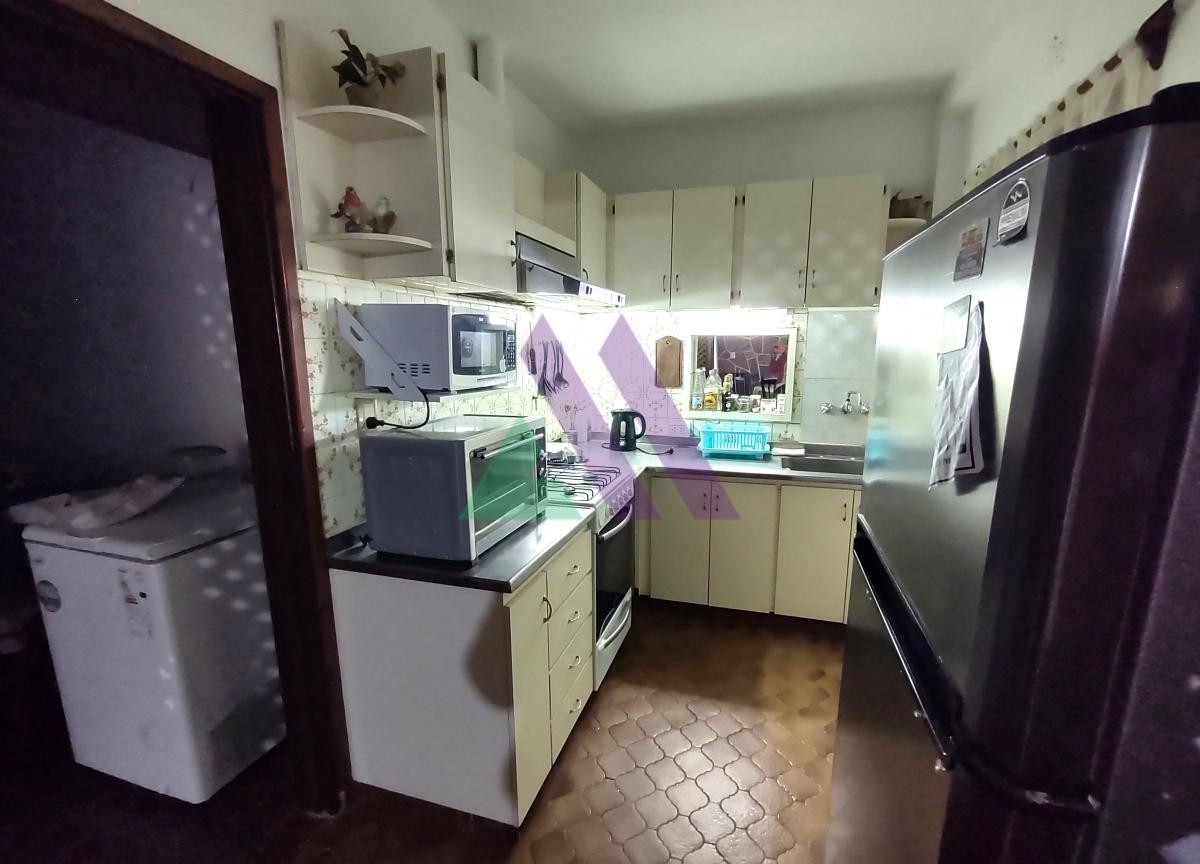 Casa 3 Dorm. con Jardín. Miramar 1