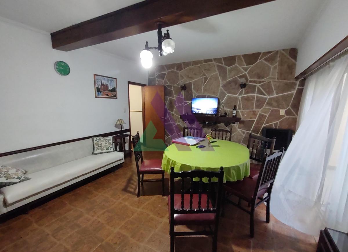 Casa 3 Dorm. con Jardín. Miramar 3