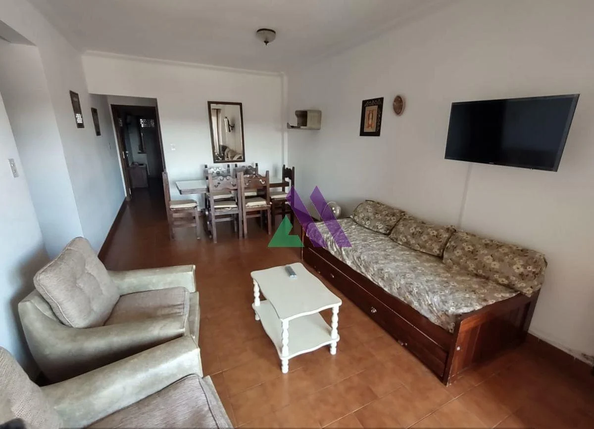 Foto de Departamento de 2 ambientes a 2 cuadras de la playa. Miramar, imagen 2