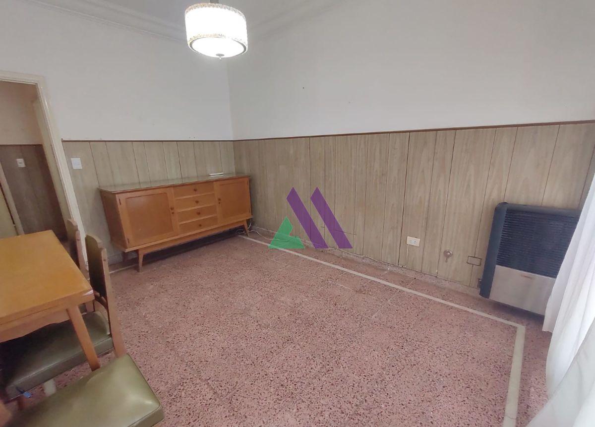 Alquiler anual de casa para 2 personas en excelente ubicación. Miramar