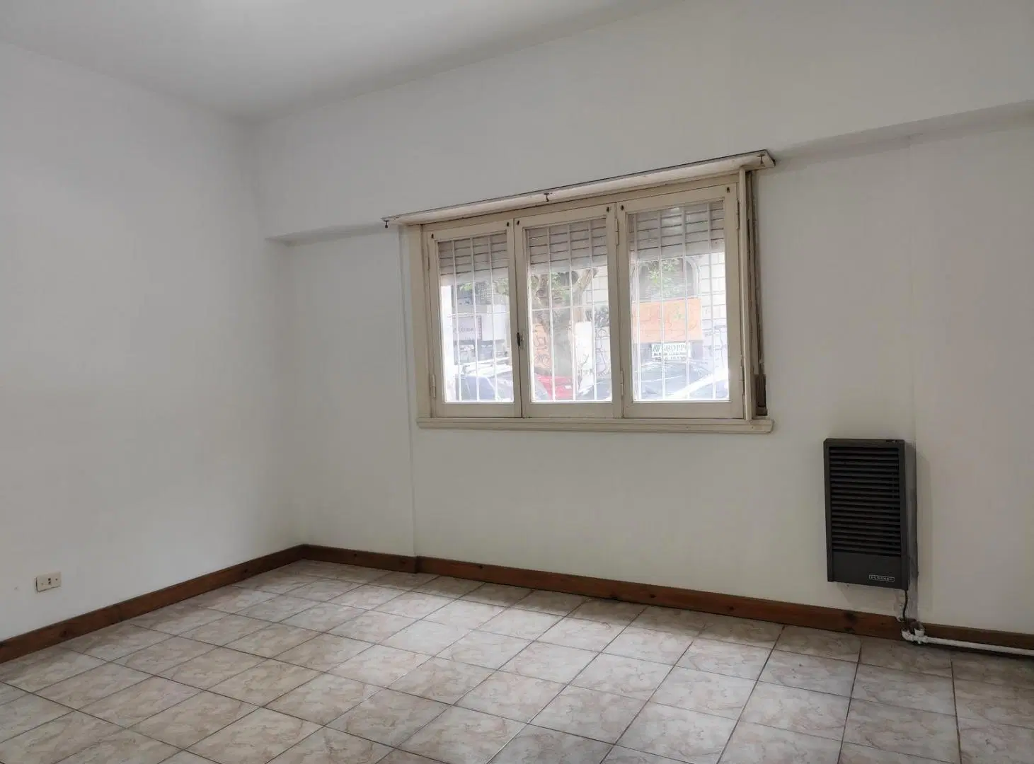 Departamento en Venta 3 Ambientes en La Perla | Planta Baja a la Calle con Patio 5