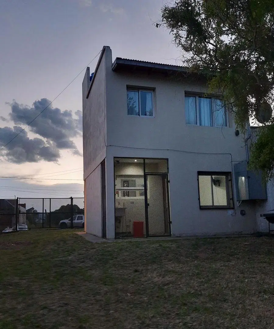 VENTA Casa apta crédito con gran parque y potencial de ampliación – Faro Norte 3