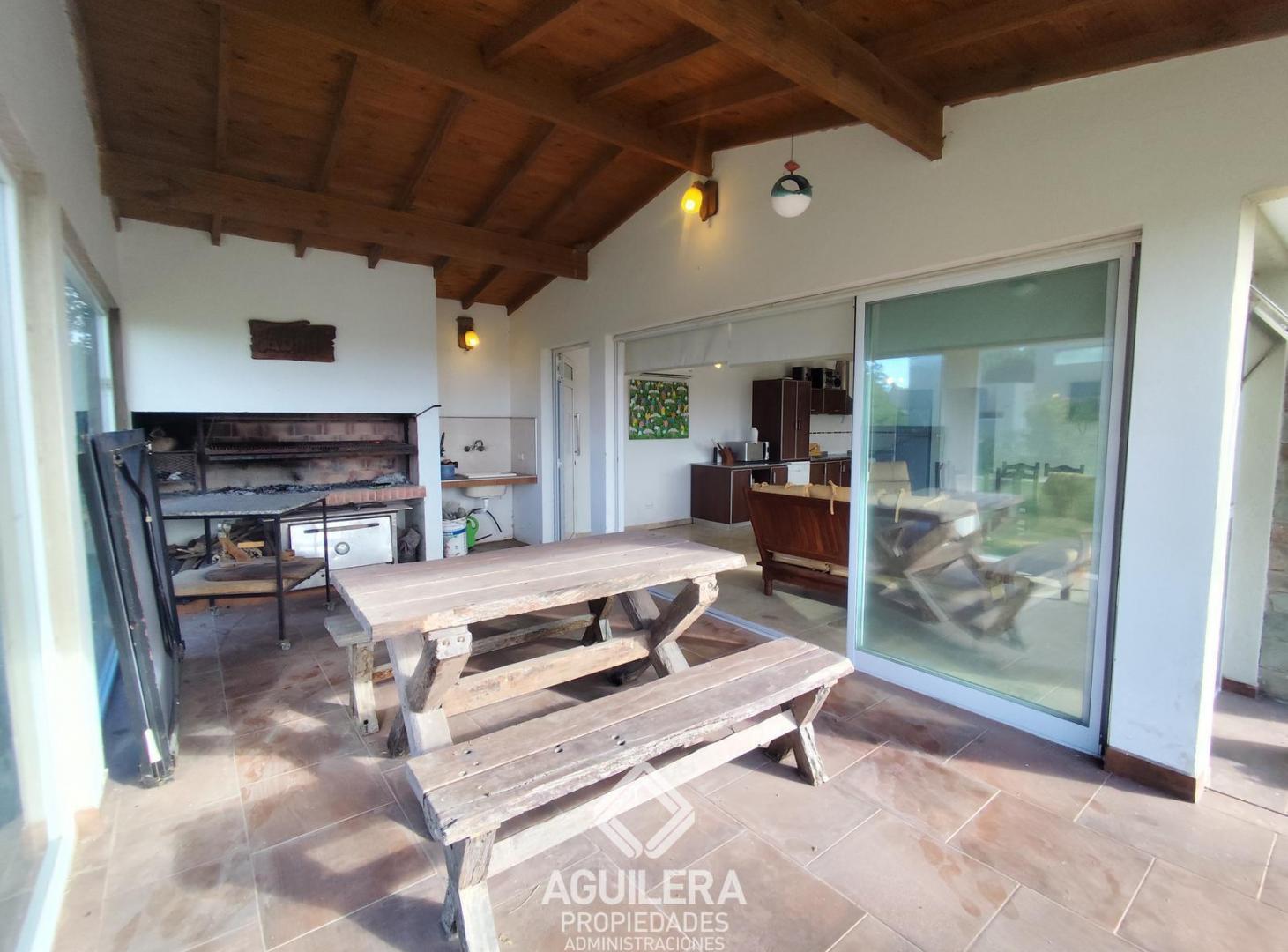 Foto de Venta casa 4 ambientes en Barrio Costa del Sol – Apta crédito, imagen 2