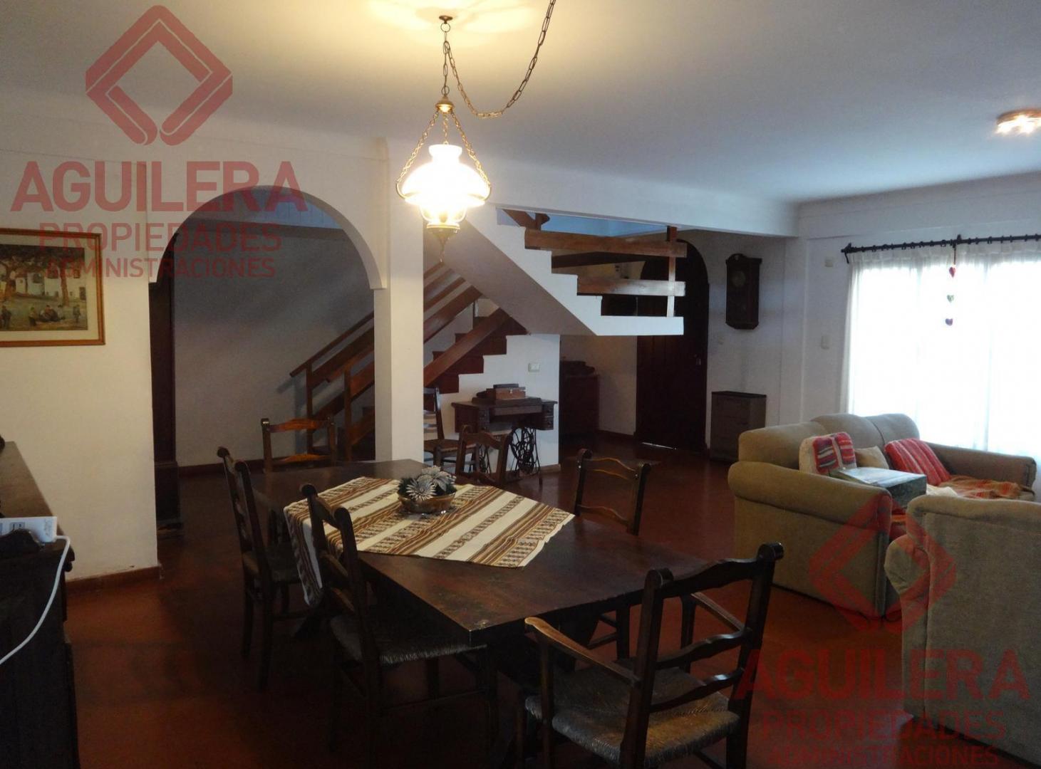 Foto de Venta Casa 4 Dormitorios con Gran Parque y Quincho en Caisamar, imagen 5