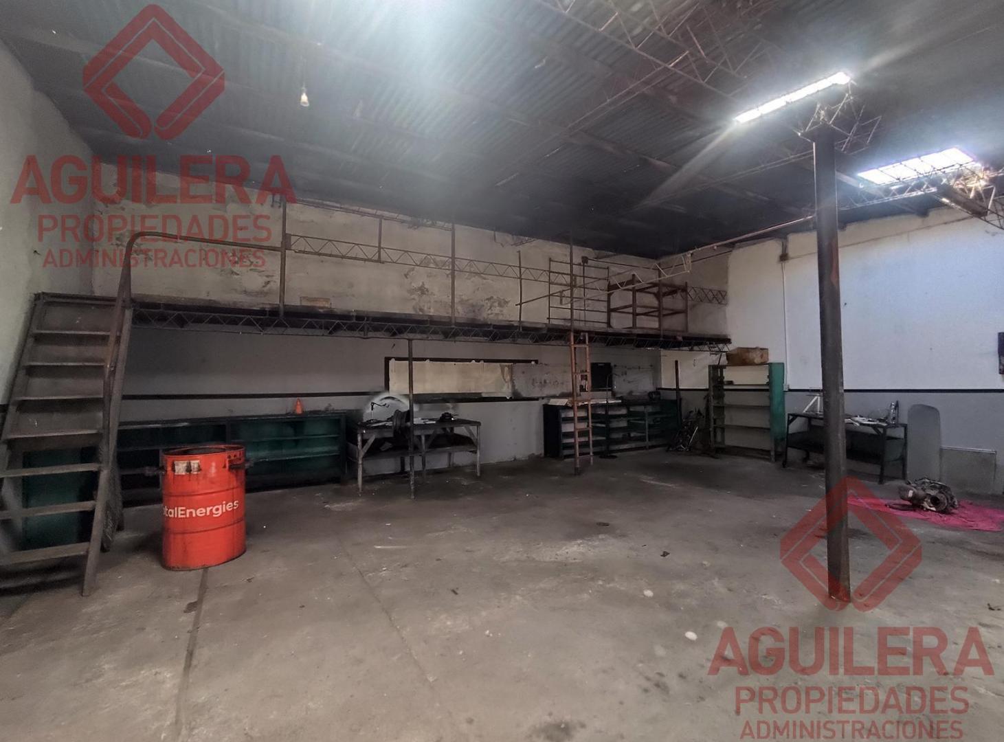 Foto de ALQUILER - Galpón de 100m2 y lote libre al frente, imagen 3