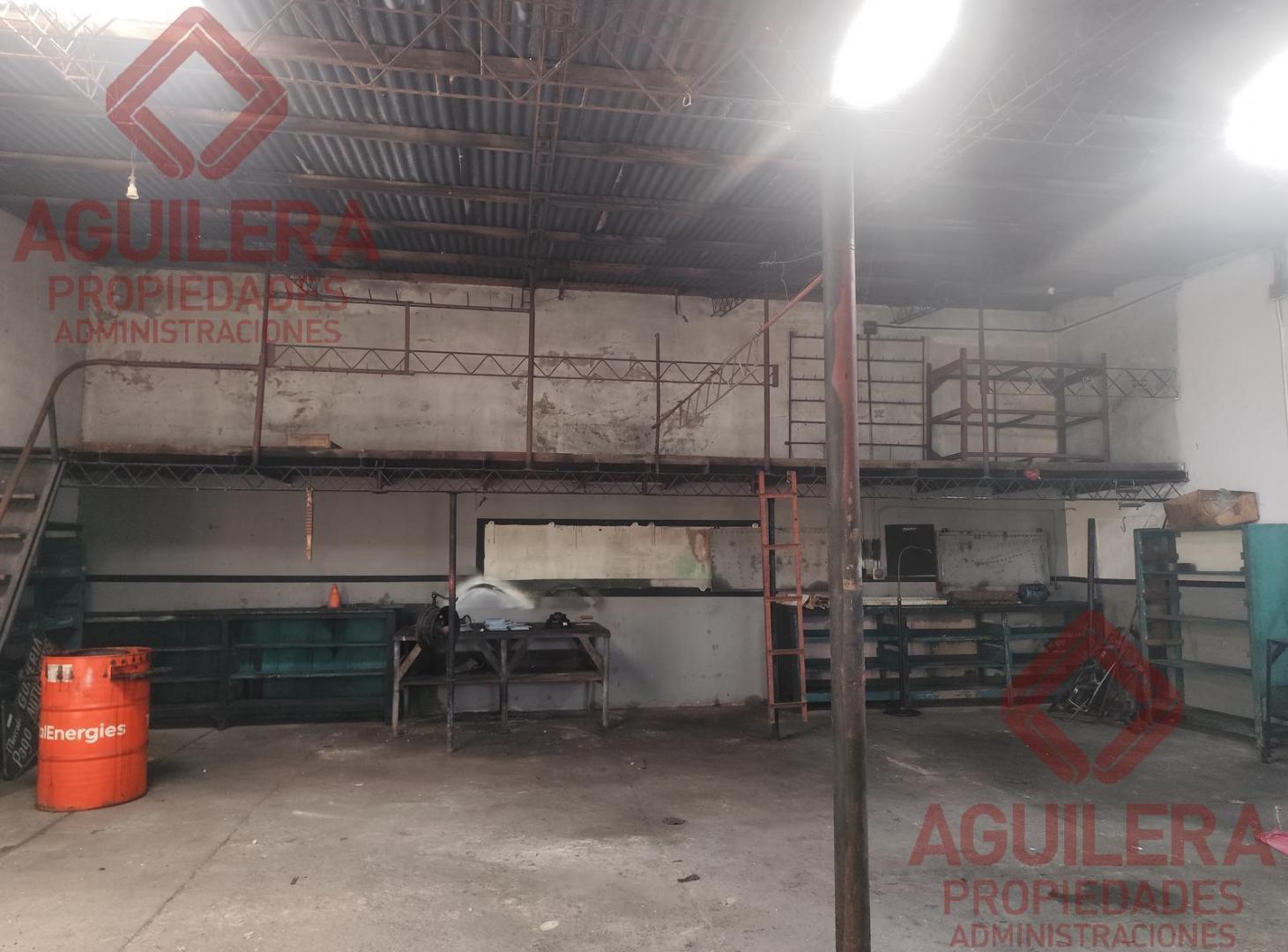 Foto de ALQUILER - Galpón de 100m2 y lote libre al frente, imagen 2