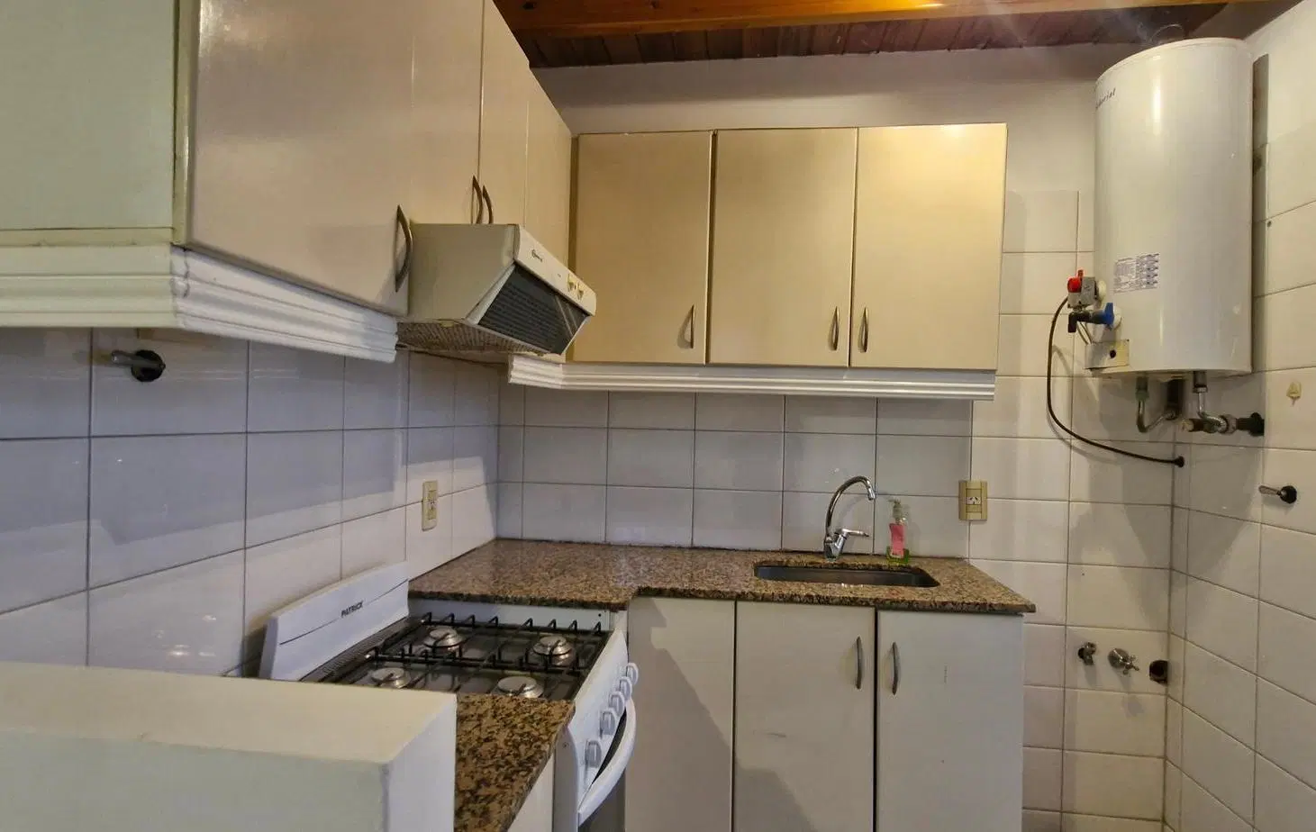 DEPARTAMENTO ALQUILER BOMBAL SUR, GODOY CRUZ 2