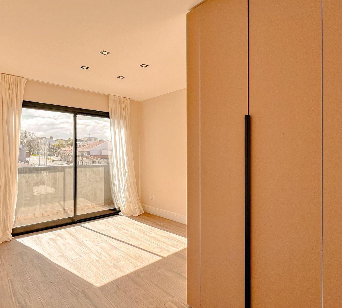 Venta Depto Duplex 3 Ambientes V. Lourdes Puerto 5