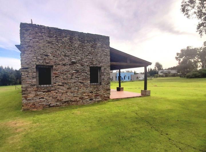 VENTA CASA MODERNA + 2 LOTES LAS LOMAS DE MIRAMAR 5