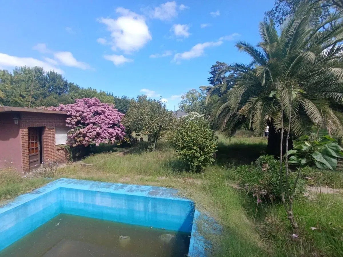 Venta Casa 3 ambientes con Pileta en Batan 5