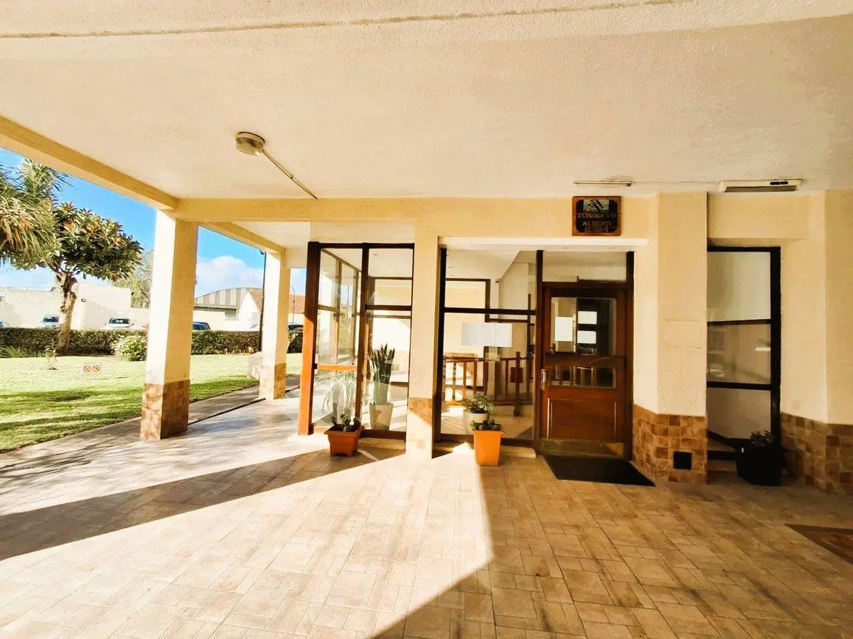 VENTA  DEPARTAMENTO 4 AMBIENTES-  LAS LILAS 2