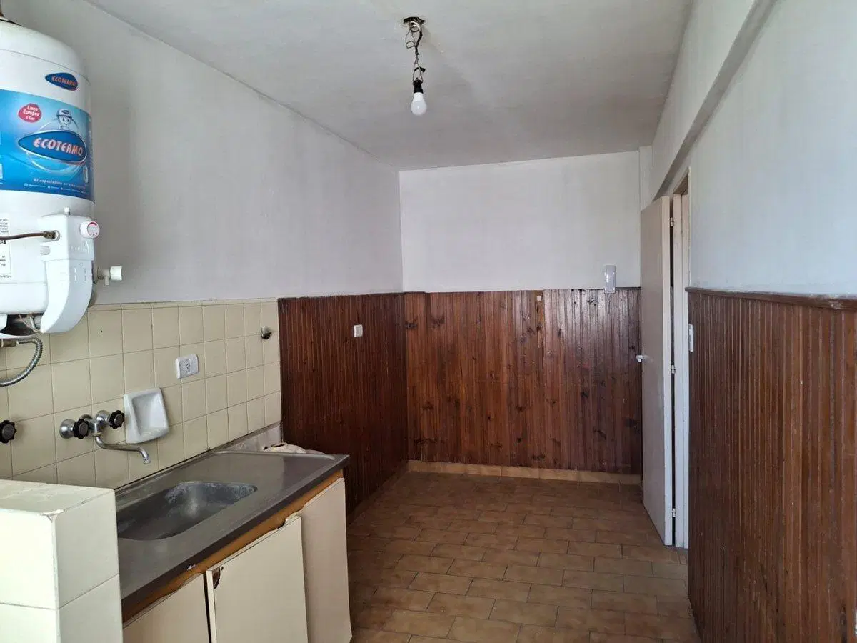 VENTA  DEPARTAMENTO 4 AMBIENTES-  LAS LILAS 4
