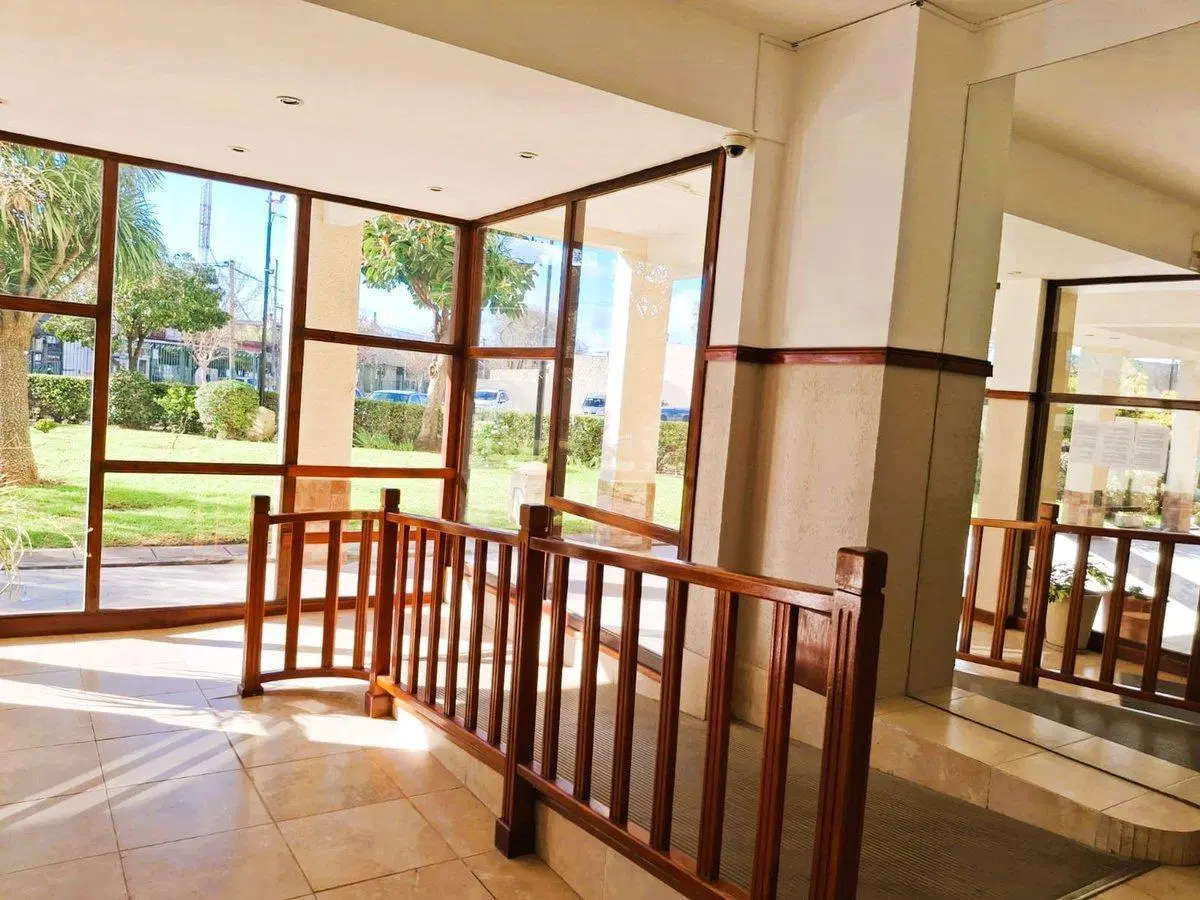 VENTA  DEPARTAMENTO 4 AMBIENTES-  LAS LILAS 3