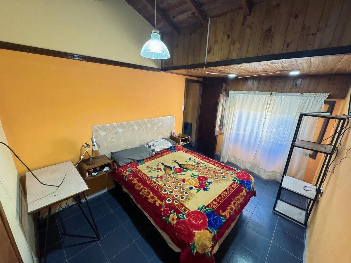 VENTA CASA 4 AMB-COCHERA APTO CREDITO 228m2