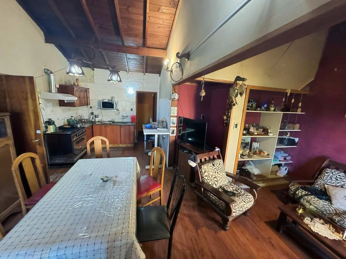 VENTA CASA 4 AMB-COCHERA APTO CREDITO 228m2 2