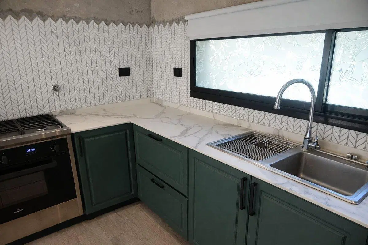 VENTA CASA 5 AMBIENTES  A ESTRENAR  COLINA ALEGRE 2