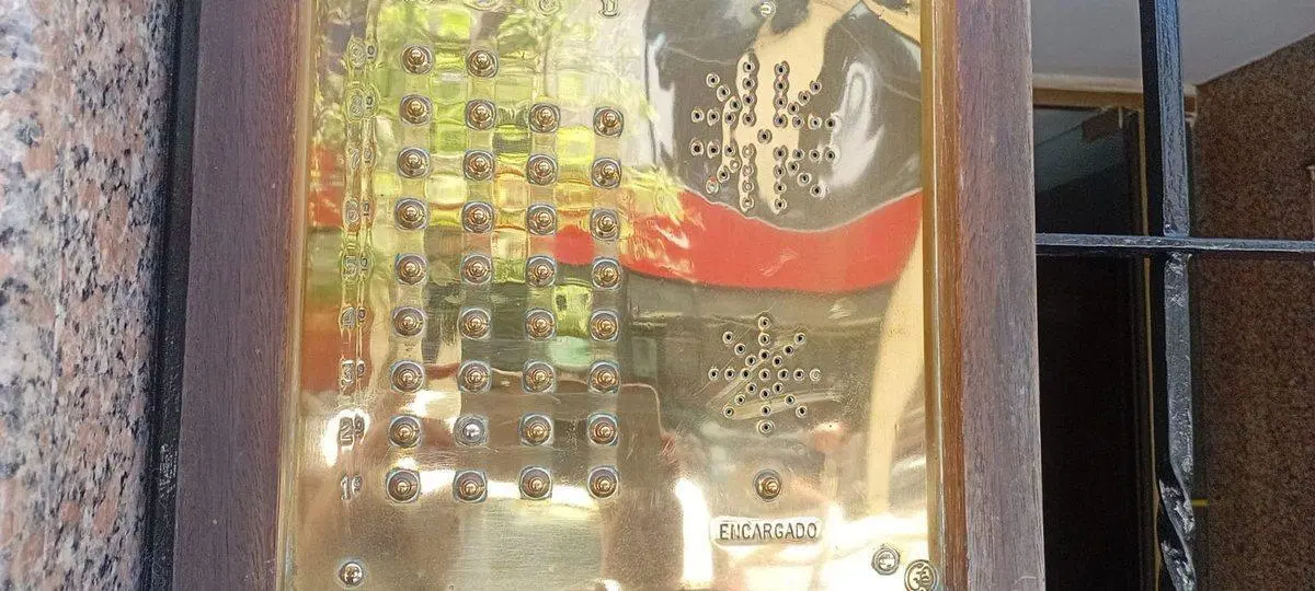 VENTA DEPARTAMENTO 2 AMB AL FRENTE C/BALCÓN CENTRO 5