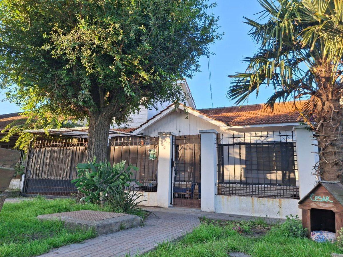 VENTA CASA 3 AMBIENTES Y DEPTO P MOGOTES GARAGE