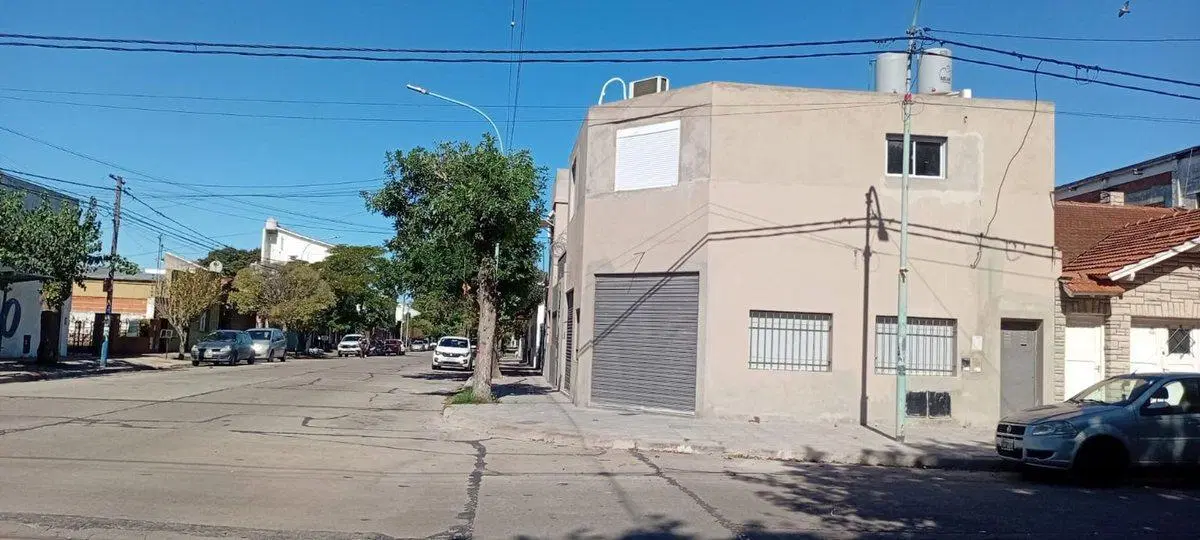ALQUILER LOCAL COMERCIAL A ESTRENAR  B° LOS ANDES 2