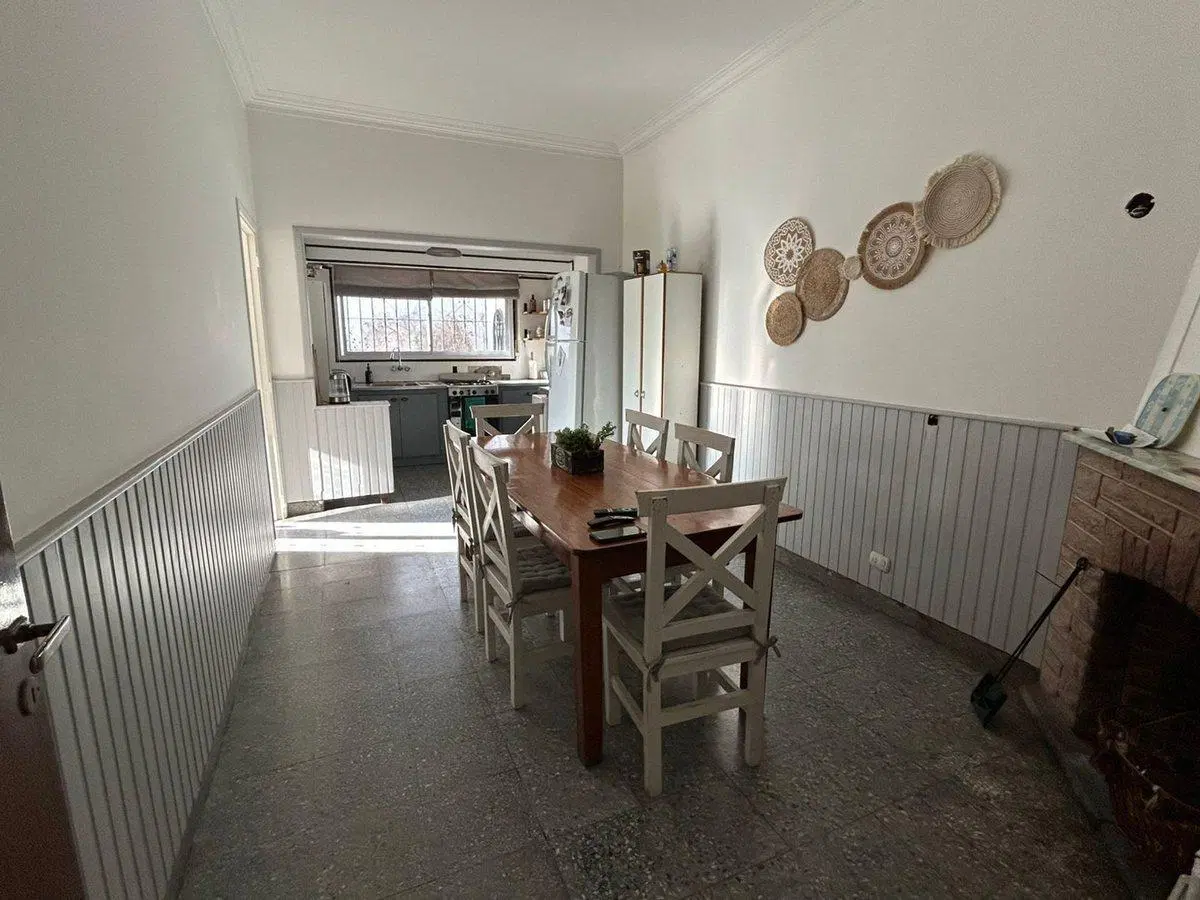 VENTA CASA 5 AMB EN TERRENO 635M2 9 DE JULIO MDP 2