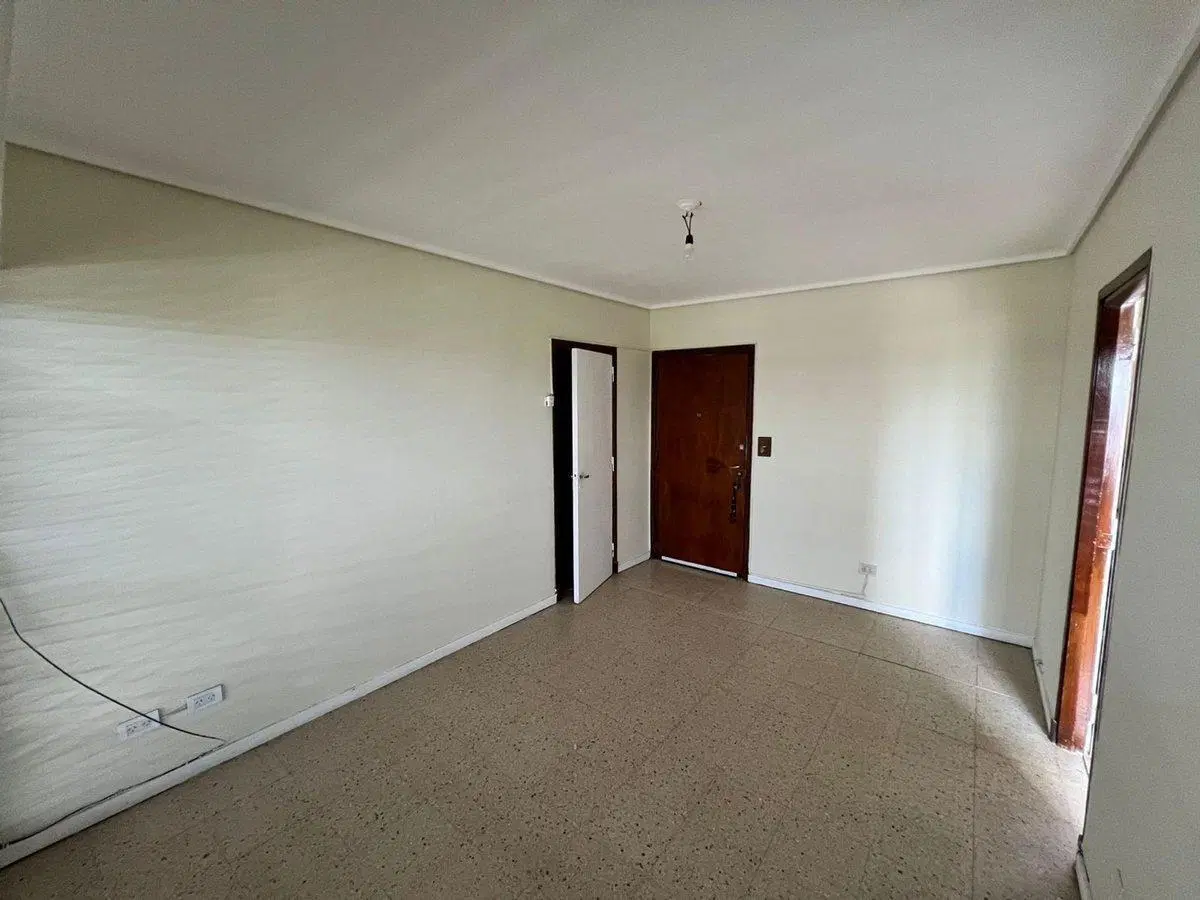 VENTA DEPARTAMENTO 3 AMB TORRE B 9 DE JULIO 4