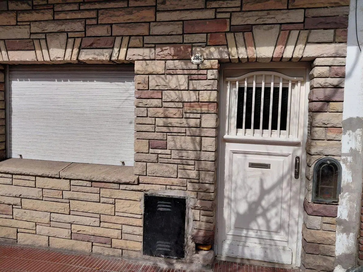 VENTA PH 2 AMB CHAUVIN LUMINOSO CON PATIO LAVADERO 5