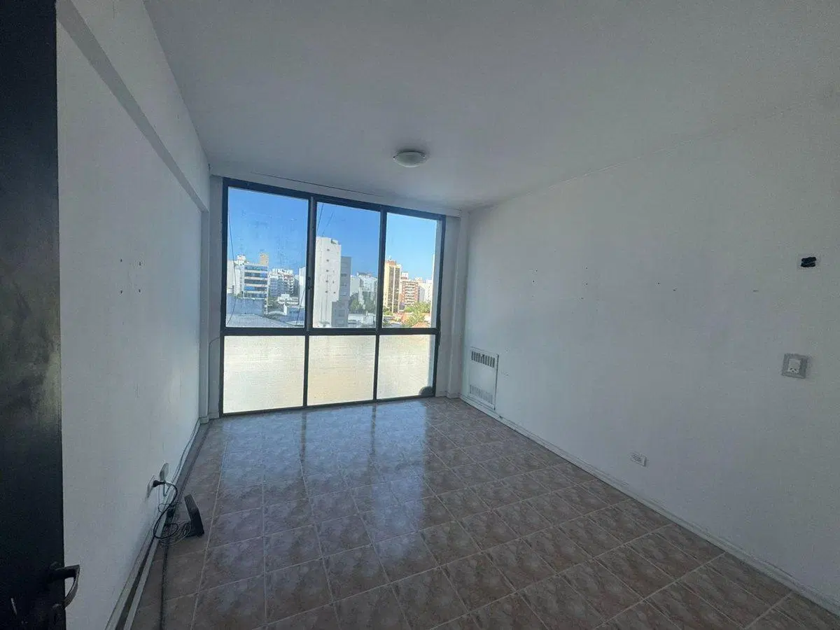 ALQUILER OFICINA 18 MTR2 - ZONA CENTRO 3