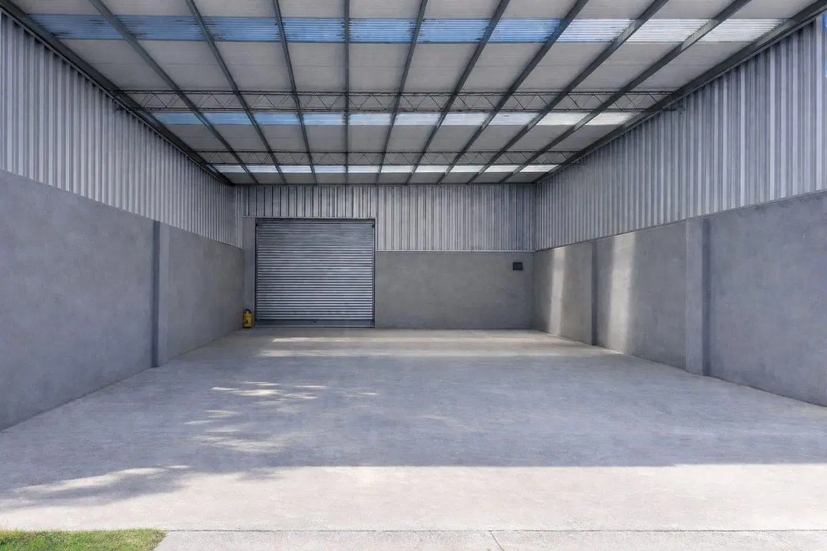 ALQUILER LOCAL COMERCIAL, DEPOS, GALPON, ZACAGNINI 3