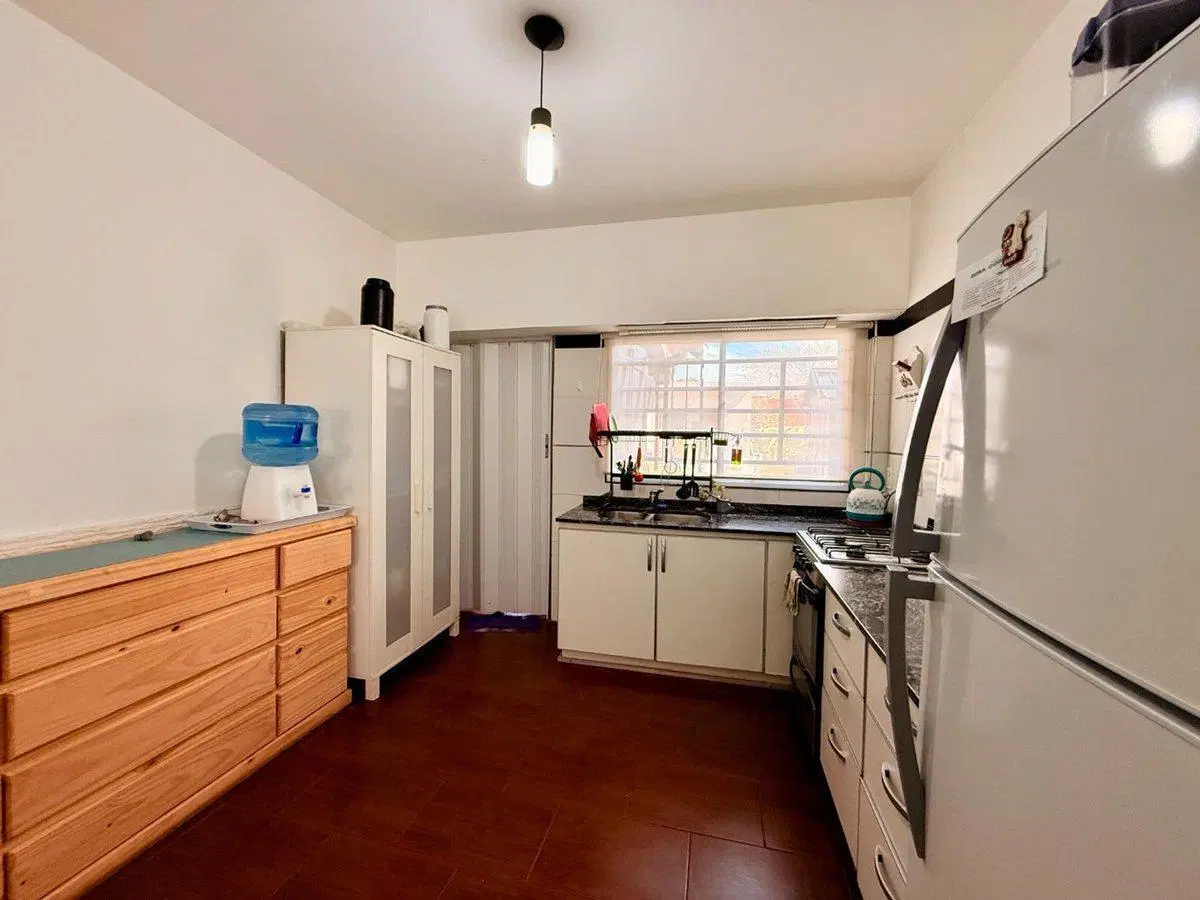 VENTA CASA 3 AMBIENTES CON QUINCHO Y PATIO + DEPTO 4