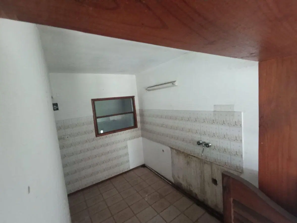Venta Casa 3 ambientes con Pileta en Batan 4