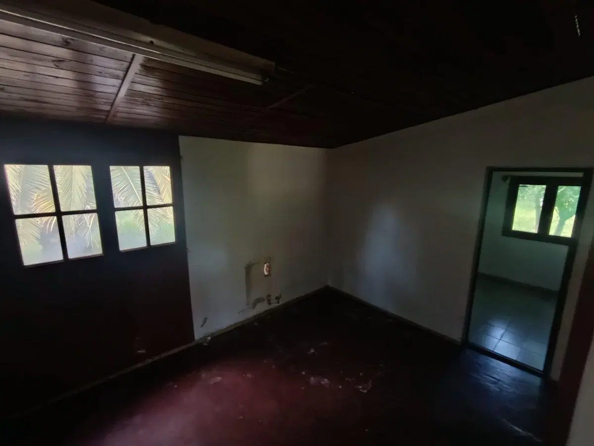 Venta Casa 3 ambientes con Pileta en Batan 5