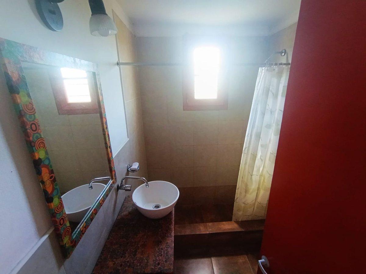 Foto de VENTA CASA 3 AMBIENTES SAN EDUARDO DEL MAR, imagen 3