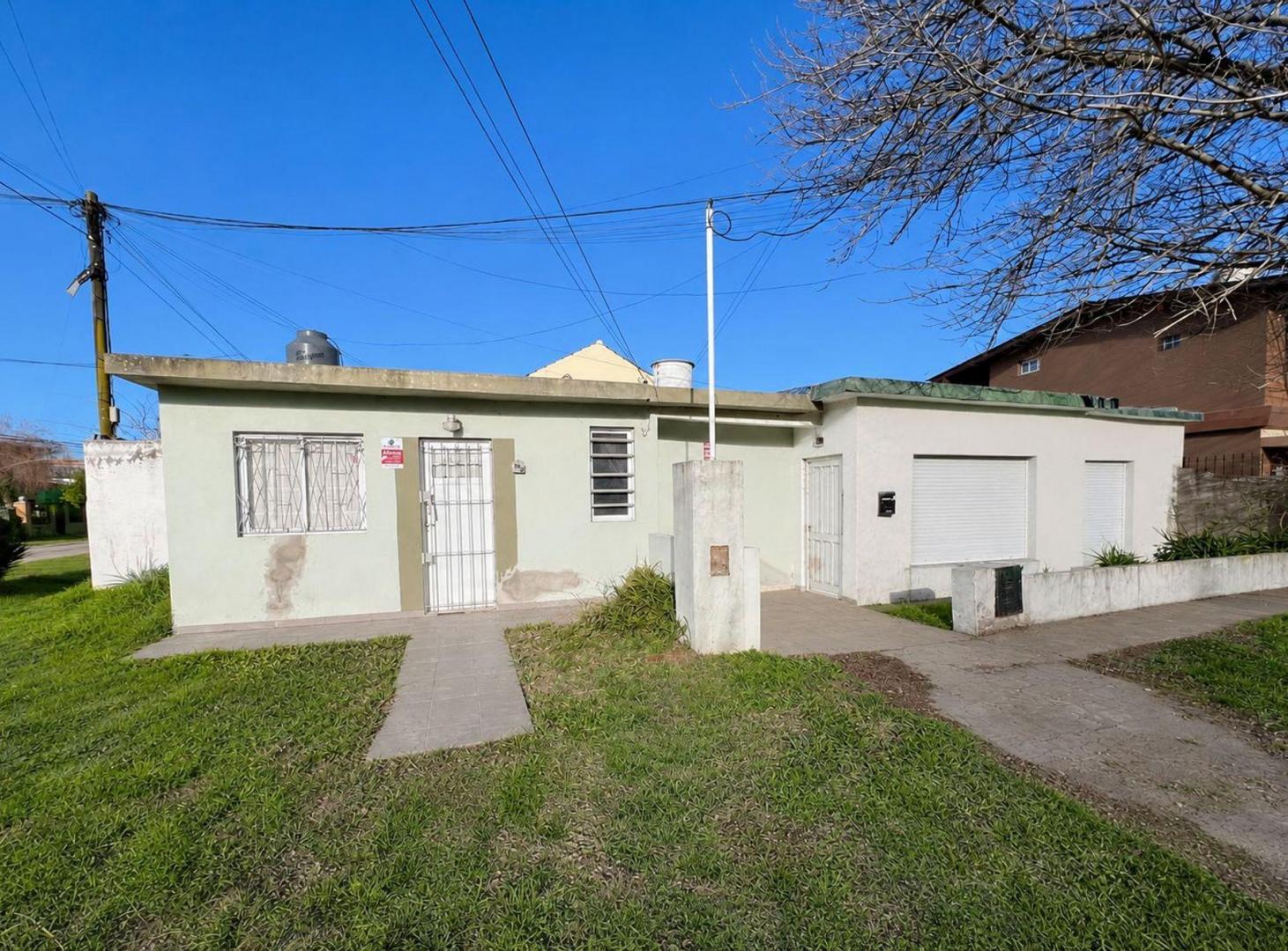 Foto de VENTA CASA 3 AMB + CASA 2 AMB LOS PINARES EN BLOCK, imagen 2