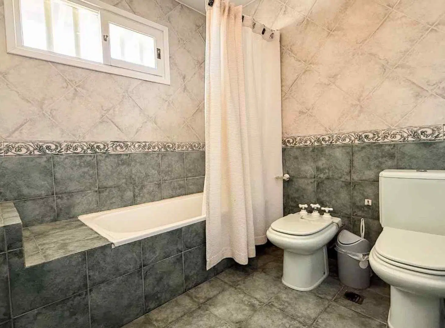 Venta Casa 5 amb Barrio Constitución Parque 8