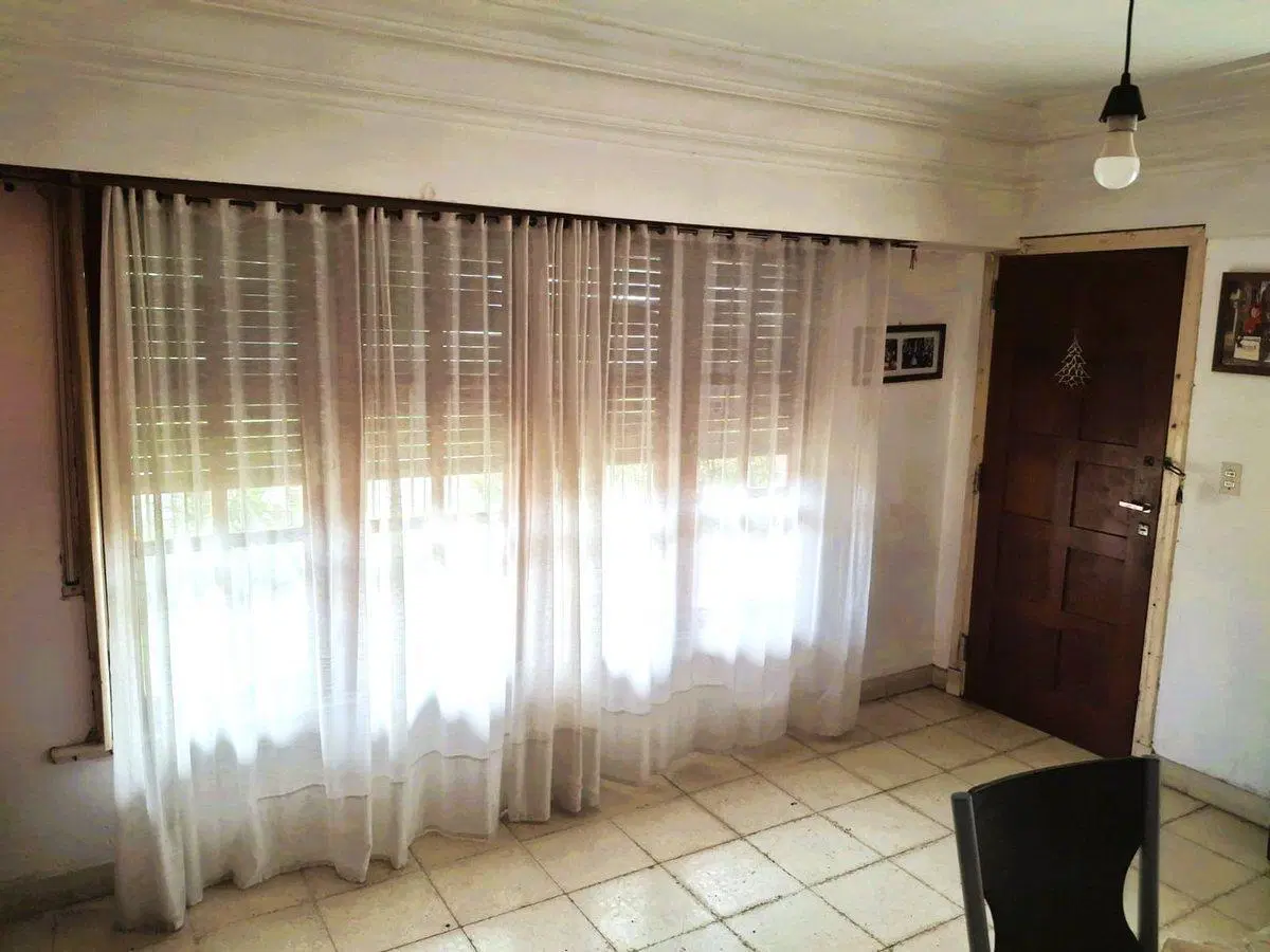 VENTA CASA 3 AMBIENTES CON GARAGE B. SAN MARTIN 5