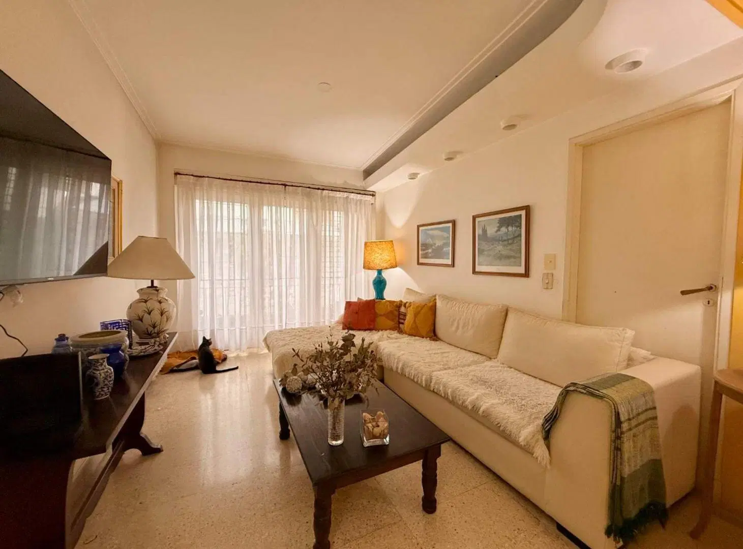 VENTA SEMIPISO 4 AMBIENTES - APTO CREDITO - CENTRO 4