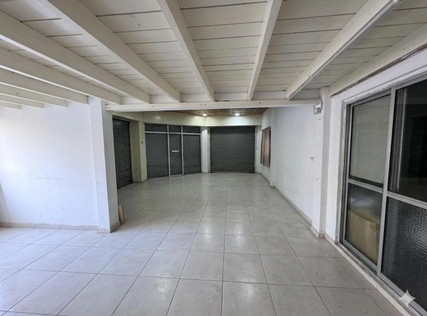 VENTA Local + 2 Departamentos P. Ramos Oeste 5