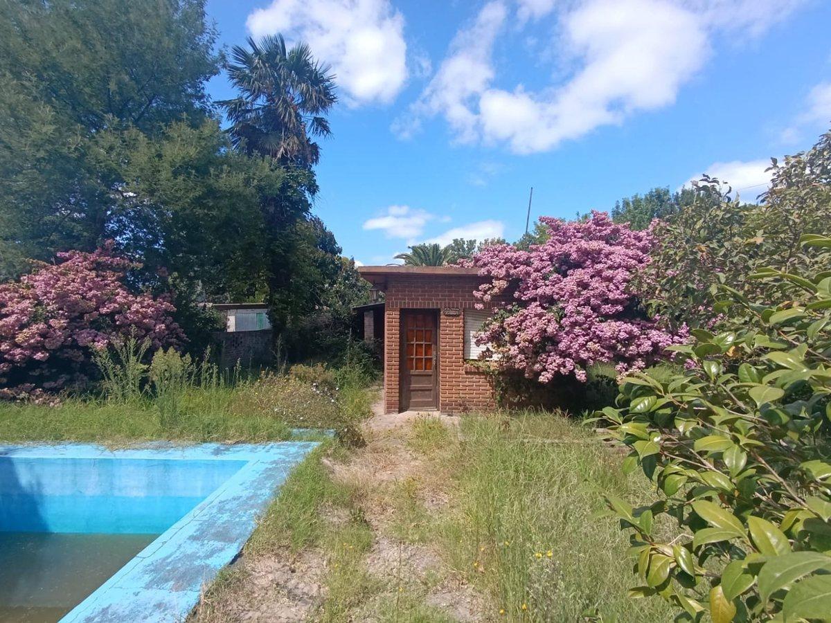 Foto de Venta Casa 3 ambientes con Pileta en Batan, imagen 1