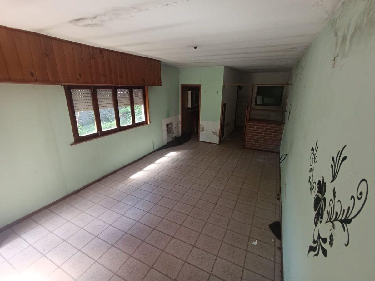 Foto de Venta Casa 3 ambientes con Pileta en Batan, imagen 2
