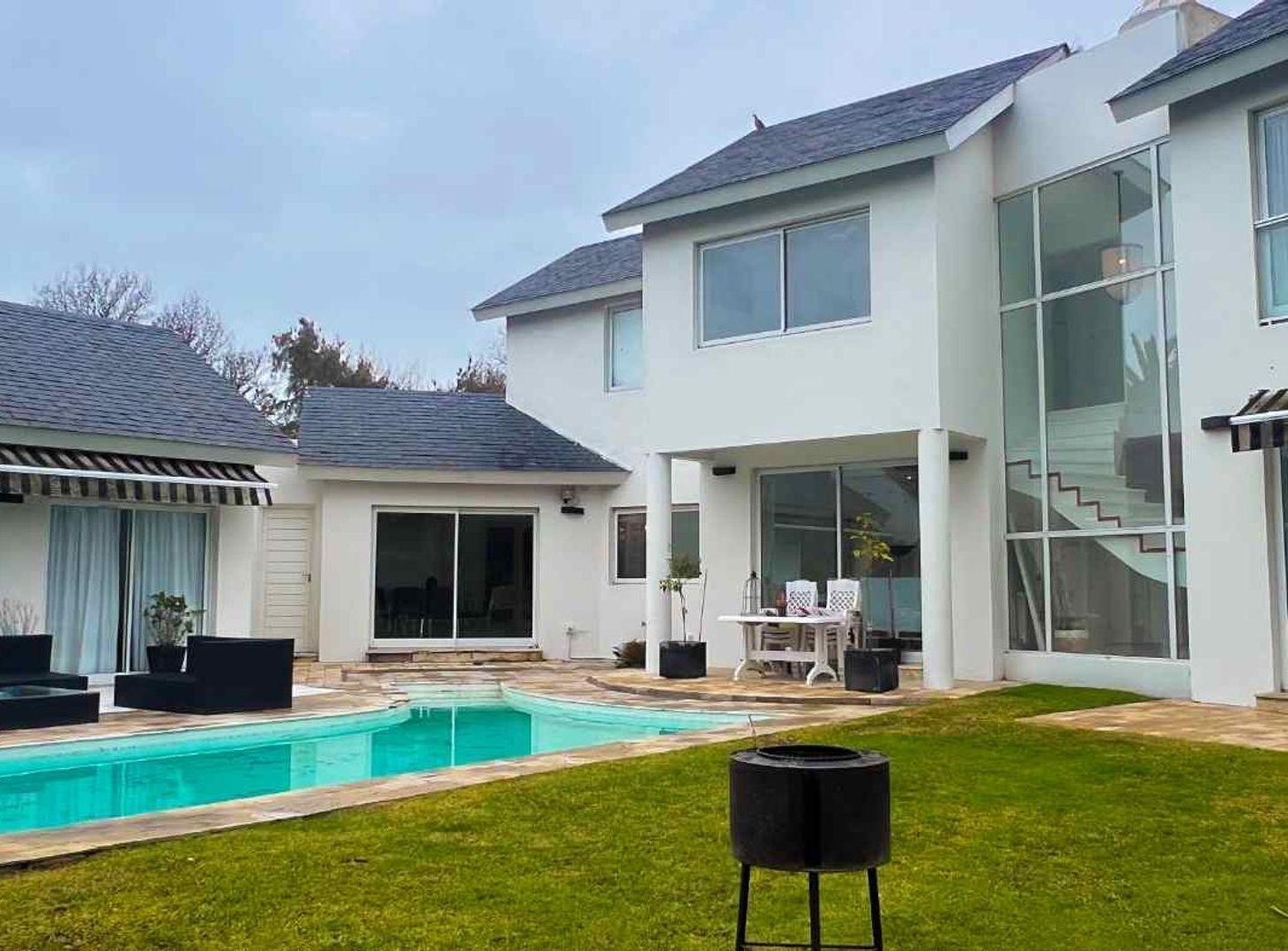 Venta Casa 4 Amb Barrio Grosellar Apto Credito