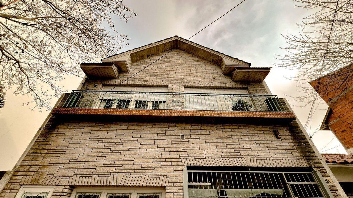 Foto de VENTA depto 3 amb mas Local Barrio Estacion Norte, imagen 4