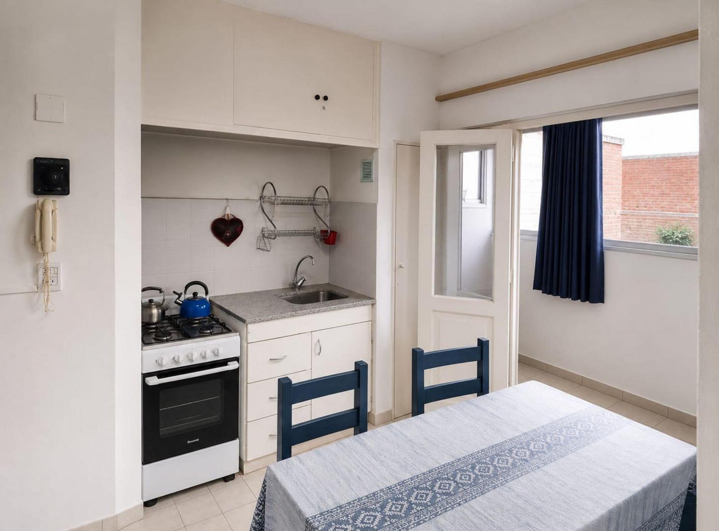 Foto de VENTA DEPTO 3 AMB TORREON A UNA CUADRA DEL MAR, imagen 1