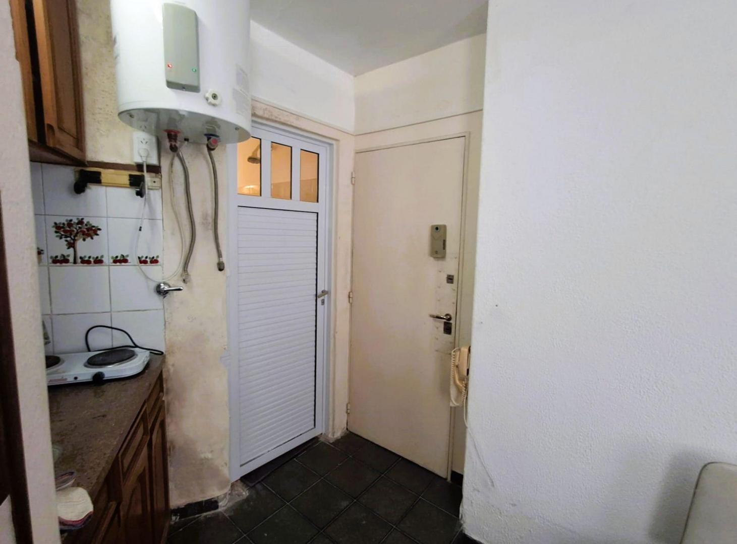 Foto de VENTA DEPTO 1 AMBIENTE AL FRENTE - CENTRO, imagen 4