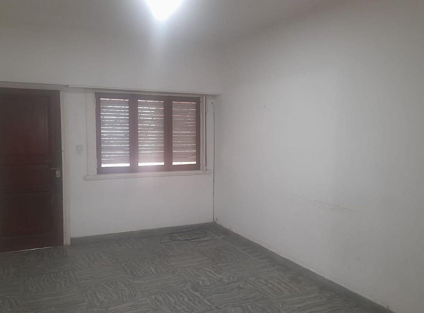 Foto de ALQUILER CASA 3 AMB.B BERNARDINO RIVADAVIA, imagen 4