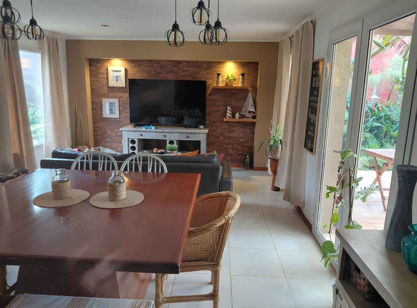 Foto de VENTA CASA 4 AMB JARDIN DE PERALTA RAMOS PERMUTA, imagen 3